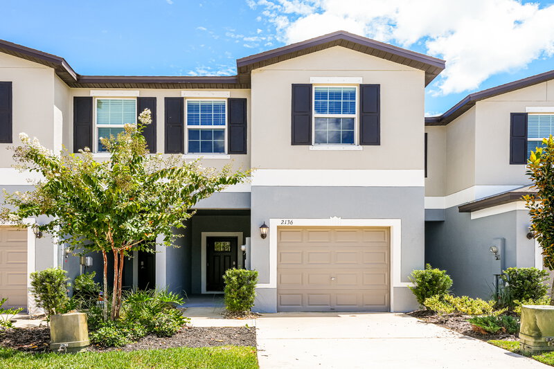 2,055/Mo, 2136 Azure View Way Lutz, FL 33558 External View