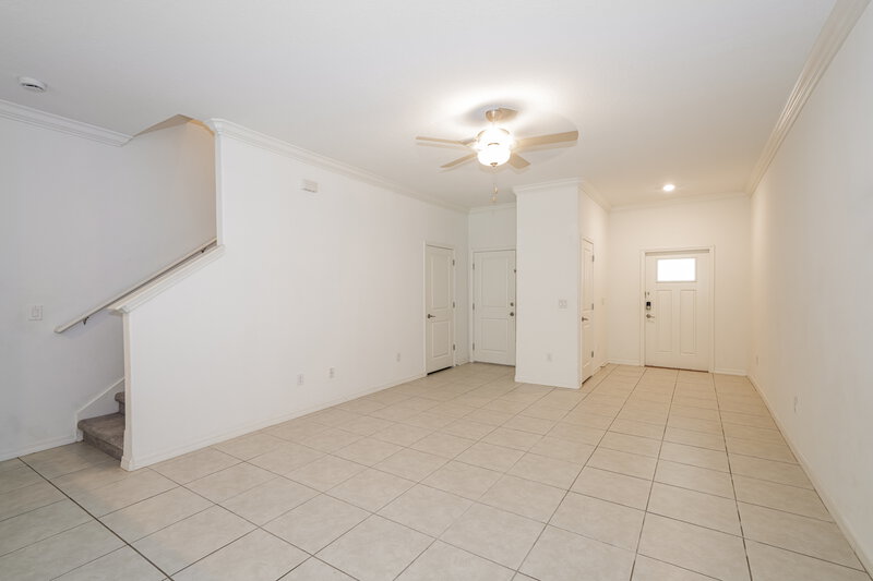 2,055/Mo, 2136 Azure View Way Lutz, FL 33558 Living Room View 2