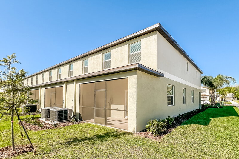 2,200/Mo, 2190 Azure View Way Lutz, FL 33558 Rear View
