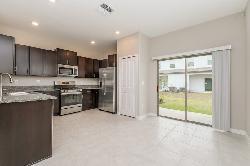 2,210/Mo, 2186 Azure View Way Lutz, FL 33558 Dining Room View