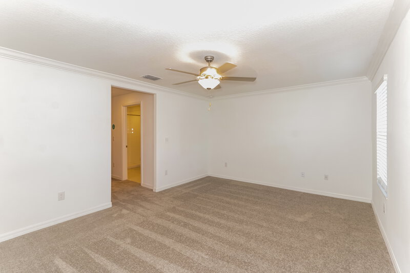 2,250/Mo, 2149 Azure View Way Lutz, FL 33558 Main Bedroom View