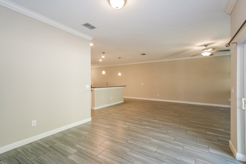 2,550/Mo, 2123 Cerulean Sky Dr Lutz, FL 33558 Living Room View 3