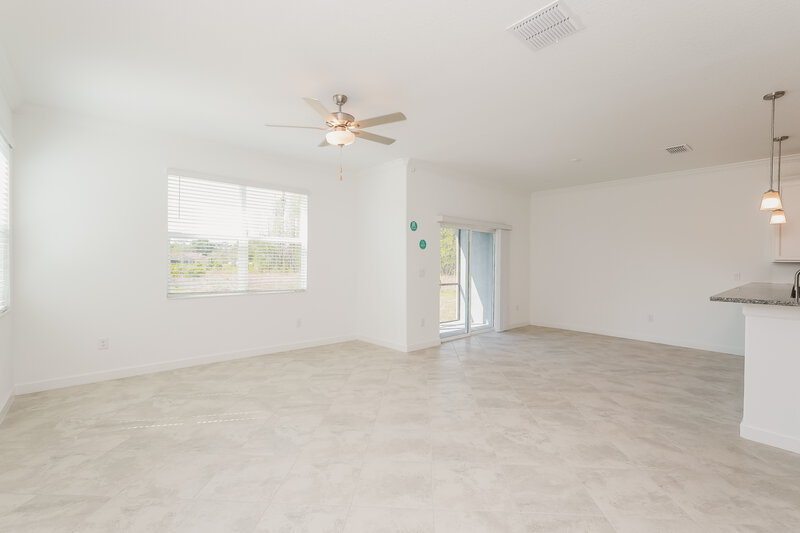 2,500/Mo, 17544 Radiant Shine Way Lutz, FL 33558 Living Room View 2