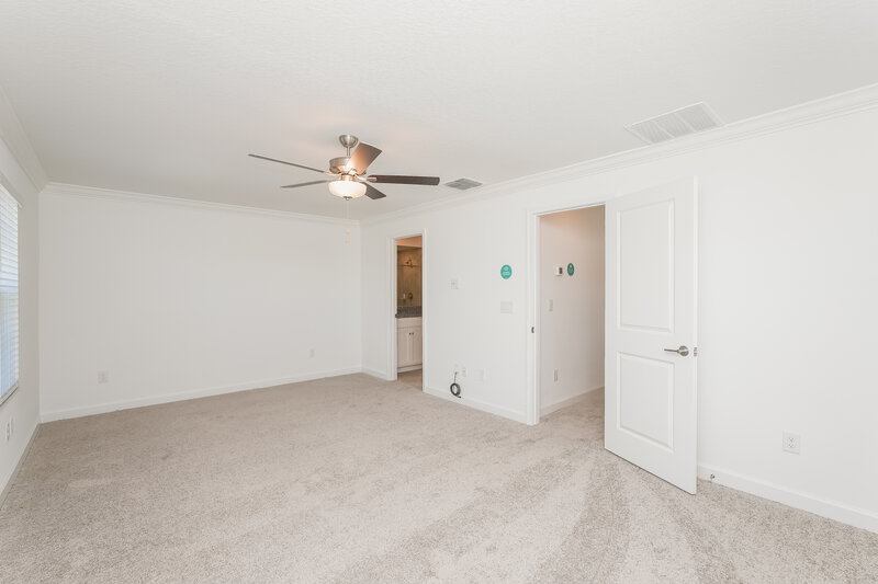 2,630/Mo, 17512 Radiant Shine Way Lutz, FL 33558 Main Bedroom View 2
