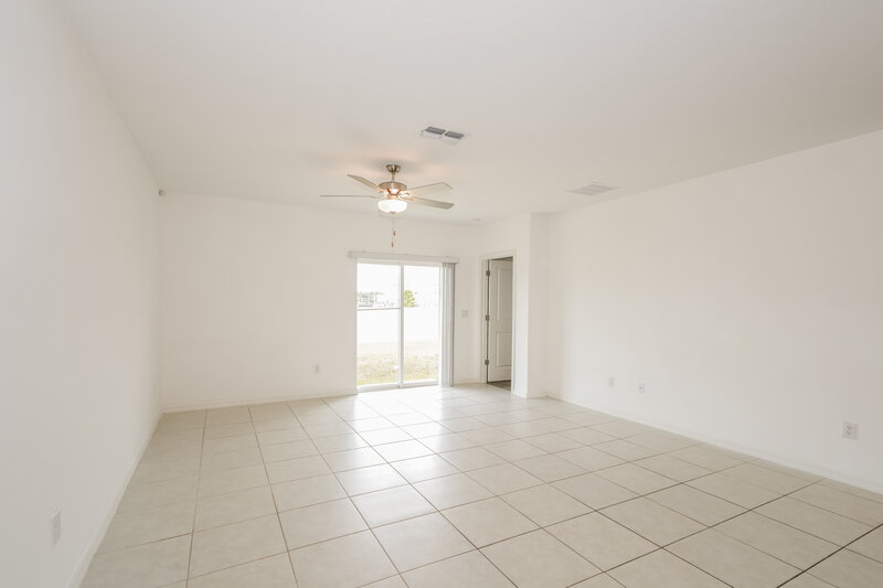 2,675/Mo, 17839 Cloudless Bliss Dr Lutz, FL 33558 Living Room View