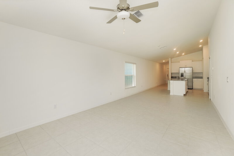 2,395/Mo, 17876 Beaming Rays Ln Lutz, FL 33558 Living Room View 3