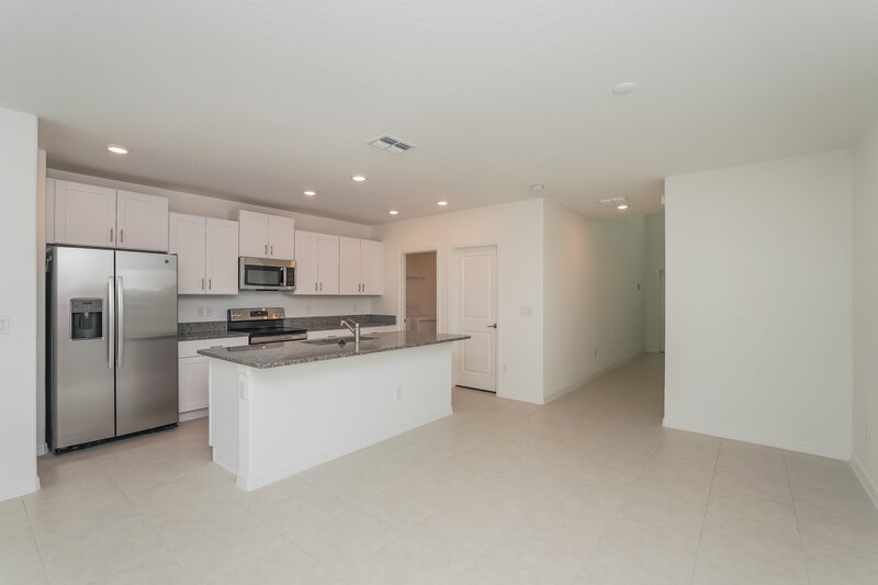 2,725/Mo, 17919 Blissful Stars Dr Lutz, FL 33558 Dining Room View 2