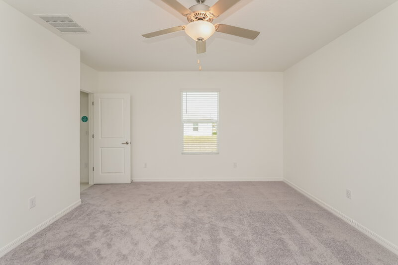 2,725/Mo, 17919 Blissful Stars Dr Lutz, FL 33558 Main Bedroom View