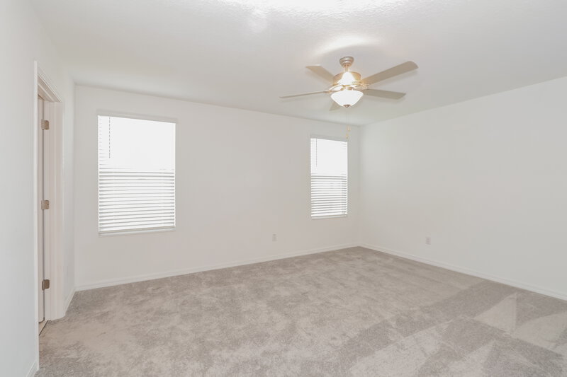 2,800/Mo, 17903 Blissful Stars Dr Lutz, FL 33558 Main Bedroom View