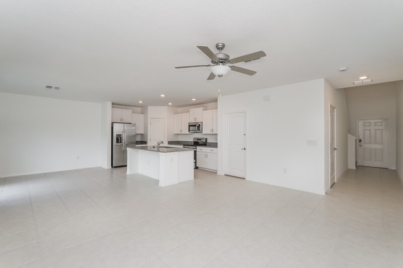 2,610/Mo, 17895 Blissful Stars Dr Lutz, FL 33558 Living Room View