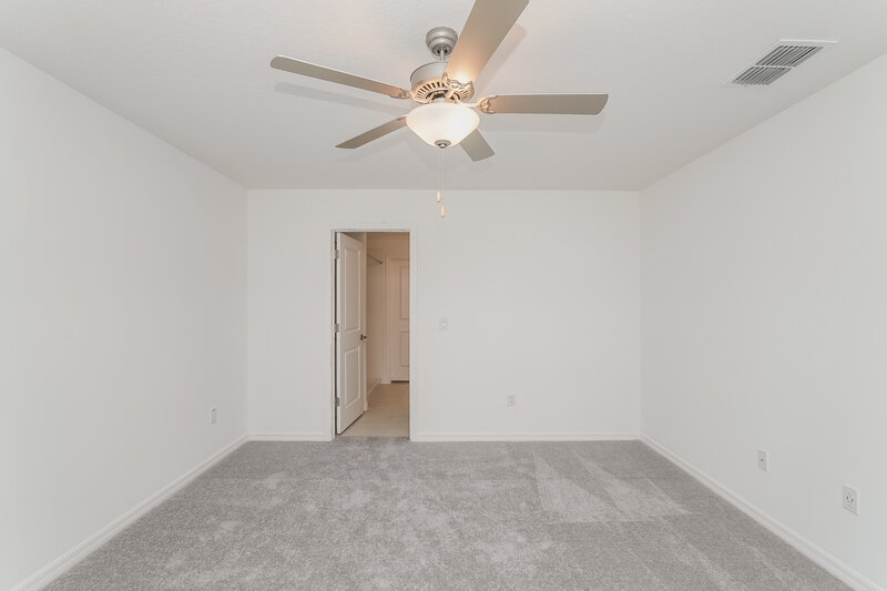 2,610/Mo, 17895 Blissful Stars Dr Lutz, FL 33558 Main Bedroom View 2