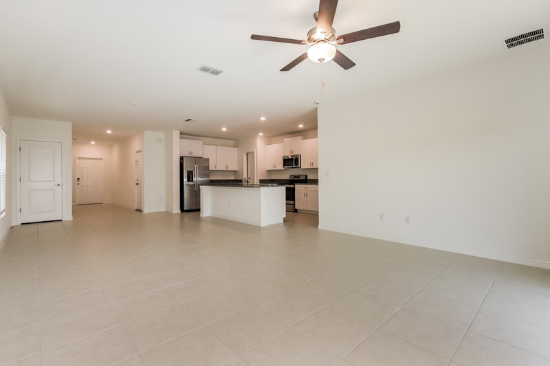 2,990/Mo, 17871 Blissful Stars Dr Lutz, FL 33558 Dining Room View