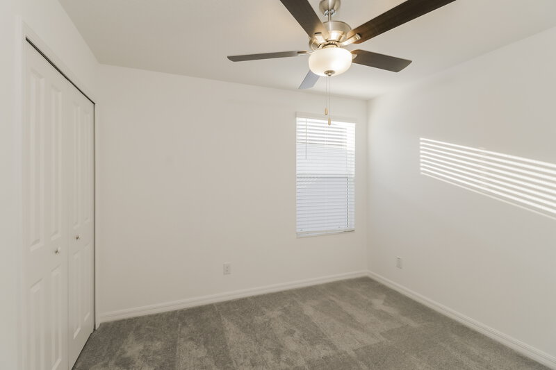 2,810/Mo, 17847 Blissful Stars Dr Lutz, FL 33558 Bedroom View