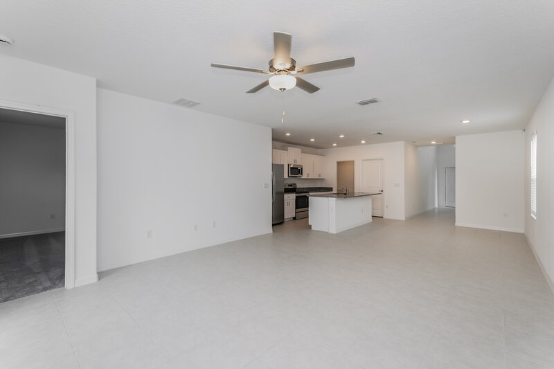 2,915/Mo, 17839 Blissful Stars Dr Lutz, FL 33558 Living Room View 2