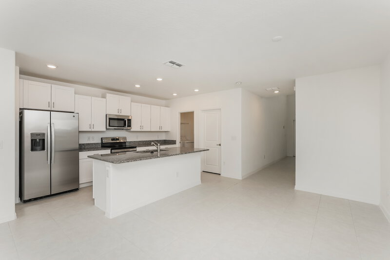 1,915/Mo, 17876 Blissful Stars Dr Lutz, FL 33558 Dining Room View