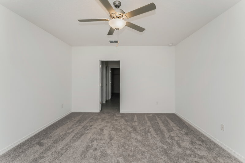 1,915/Mo, 17876 Blissful Stars Dr Lutz, FL 33558 Main Bedroom View 2