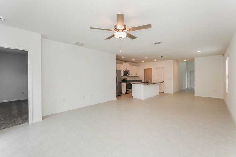 4,560/Mo, 17954 Blissful Stars Dr Lutz, FL 33558 Living Room View