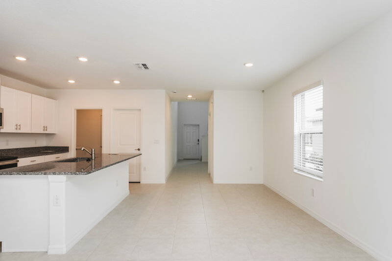 4,560/Mo, 17954 Blissful Stars Dr Lutz, FL 33558 Dining Room View