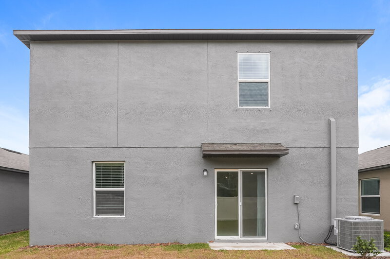 4,560/Mo, 17954 Blissful Stars Dr Lutz, FL 33558 Rear View