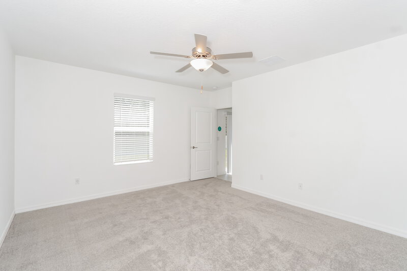 2,955/Mo, 17994 Blissful Stars Dr Lutz, FL 33558 Main Bedroom View