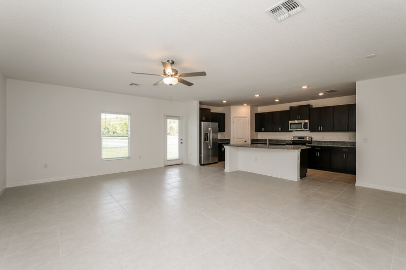 4,600/Mo, 1993 Skybrooke Blvd Lutz, FL 33558 Living Room View 2