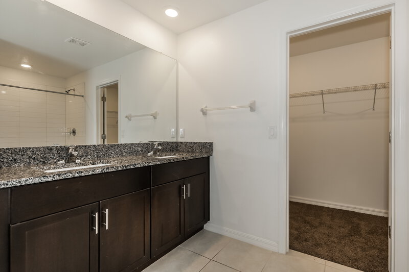 2,650/Mo, 1993 Skybrooke Blvd Lutz, FL 33558 Main Bathroom View