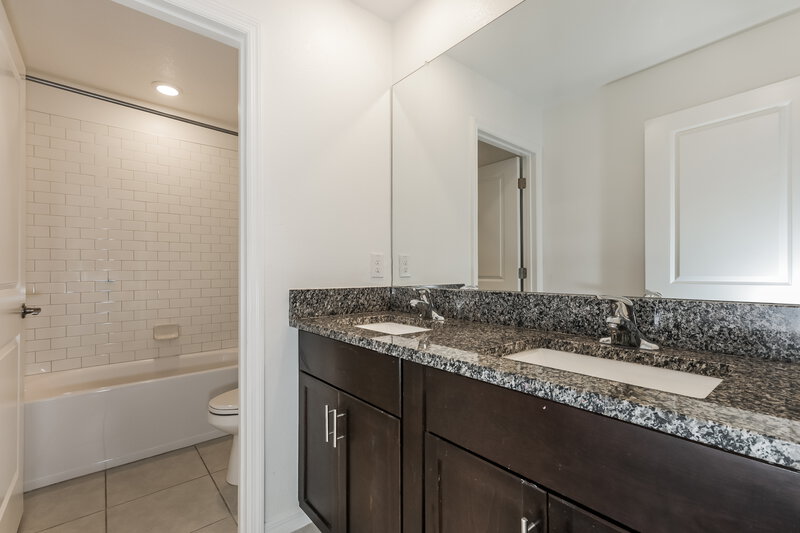 2,650/Mo, 1993 Skybrooke Blvd Lutz, FL 33558 Bathroom View