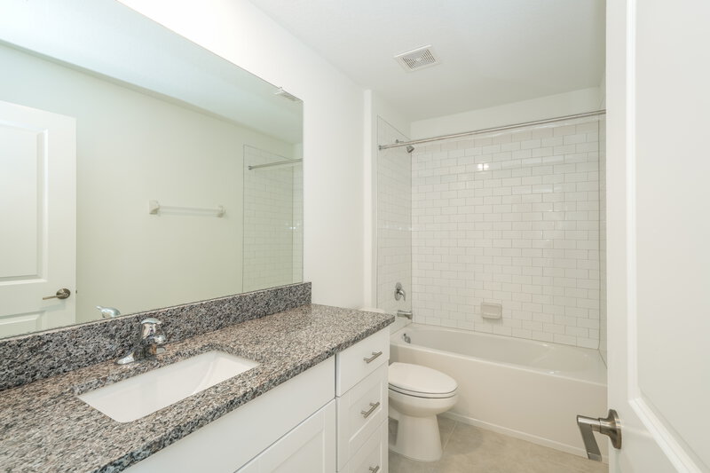 2,540/Mo, 2125 Skybrooke Blvd Lutz, FL 33558 Bathroom View