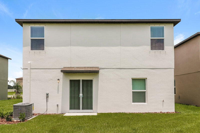 3,040/Mo, 2161 Skybrooke Blvd Lutz, FL 33558 Rear View