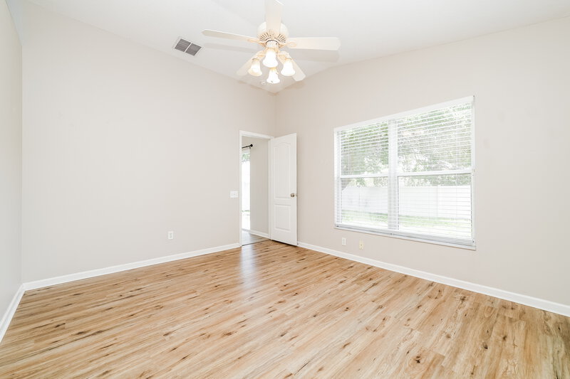2,055/Mo, 10422 Hunters Haven Blvd Riverview, FL 33578 Main Bedroom View 2
