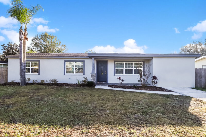 2,550/Mo, 10209 N Fleetwood Dr Tampa, FL 33612 External View