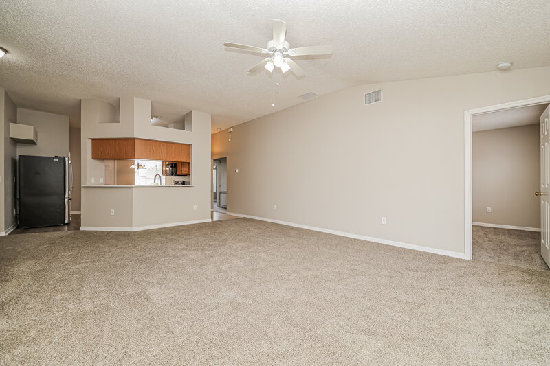 2,235/Mo, 11025 Whittney Chase Dr Riverview, FL 33579 Living Room View 2