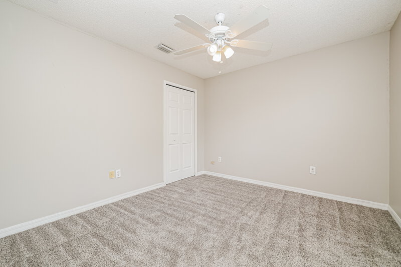 2,235/Mo, 11025 Whittney Chase Dr Riverview, FL 33579 Bedroom View 4