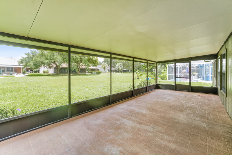 1,985/Mo, 34522 Cedarfield Dr Dade City, FL 33523 Sun Room View