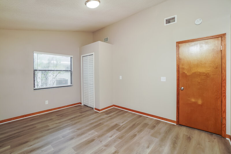 1,985/Mo, 34522 Cedarfield Dr Dade City, FL 33523 Bedroom View 3