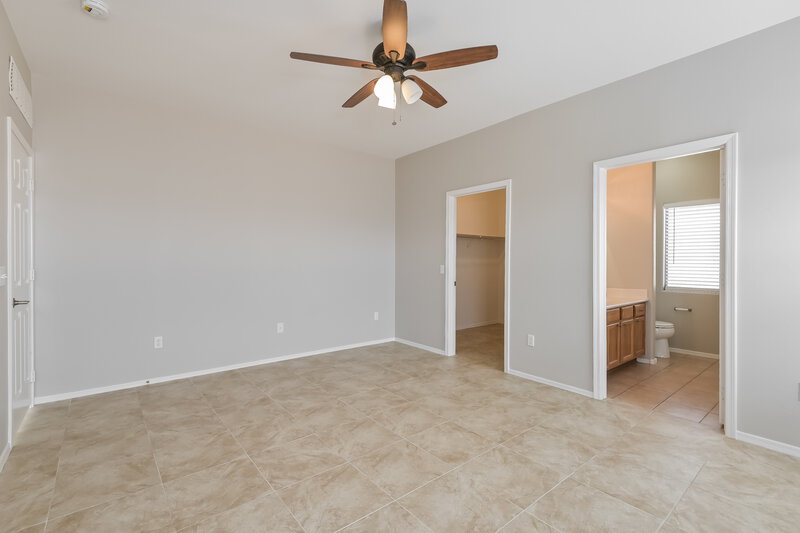 1,670/Mo, 6637 S De Concini Dr Tucson, AZ 85757 Main Bedroom View 2