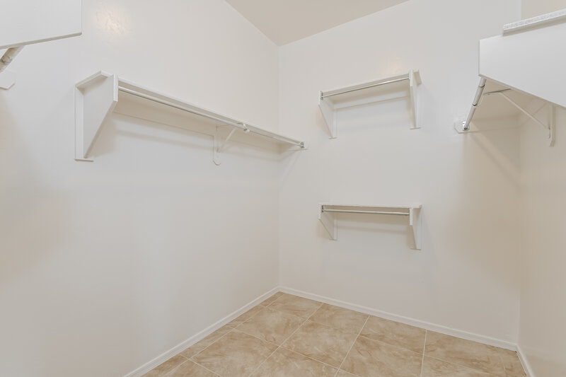 1,670/Mo, 6637 S De Concini Dr Tucson, AZ 85757 Walk In Closet View