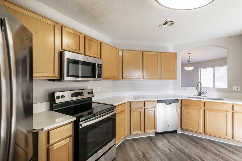 1,695/Mo, 10381 E Roywood Way Tucson, AZ 85747 Kitchen View