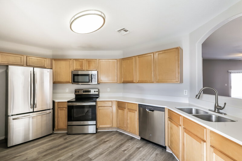 1,695/Mo, 10381 E Roywood Way Tucson, AZ 85747 Kitchen View 3