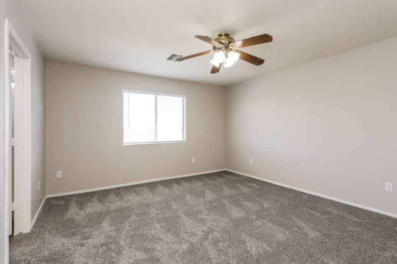 2,230/Mo, 14325 S Via del Moro Sahuarita, AZ 85629 Main Bedroom View