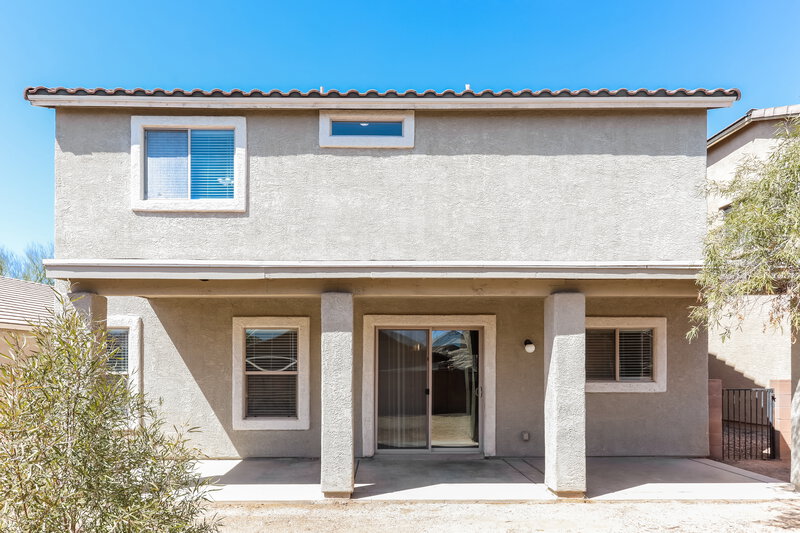 2,230/Mo, 14325 S Via del Moro Sahuarita, AZ 85629 Rear View