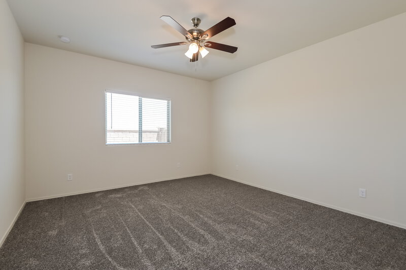 2,180/Mo, 824 W Calle Falerno Sahuarita, AZ 85629 Main Bathroom View