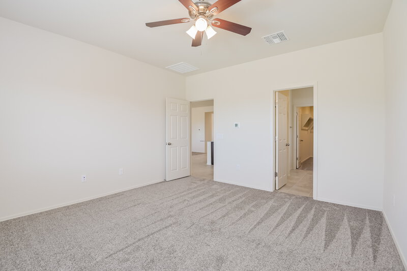 2,045/Mo, 866 W Calle Falerno Sahuarita, AZ 85629 Main Bedroom View 2