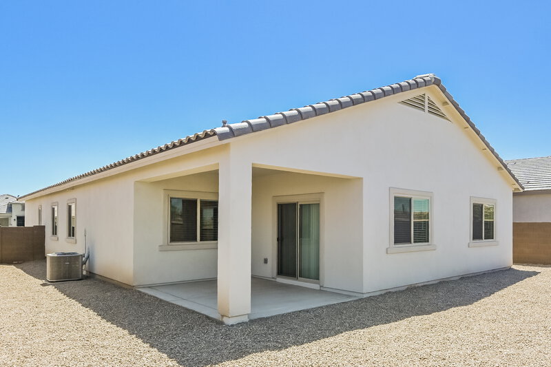 2,045/Mo, 866 W Calle Falerno Sahuarita, AZ 85629 Rear View