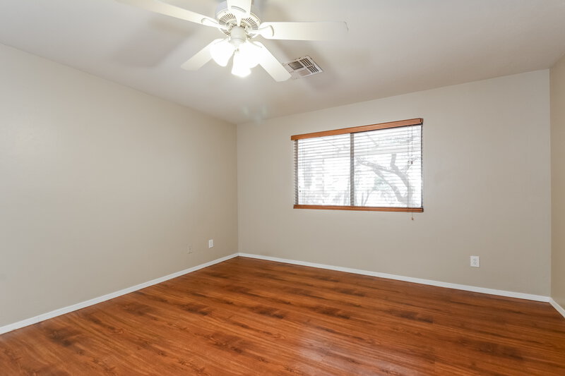 1,540/Mo, 8506 N Sayante Way Tucson, AZ 85743 masterbedroom View