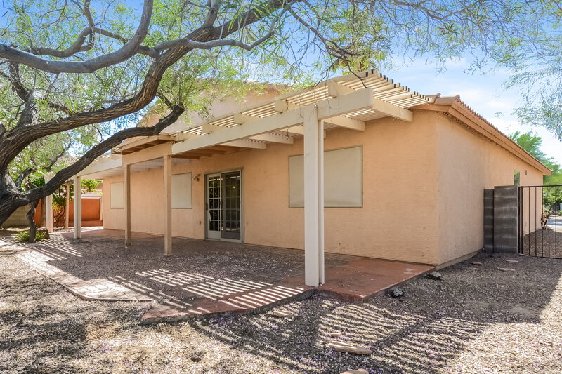 1,540/Mo, 8506 N Sayante Way Tucson, AZ 85743 rearview View