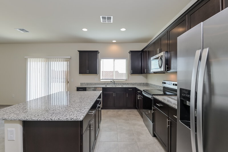 2,330/Mo, 6674 Camino Estarna Tucson, AZ 85756 Kitchen View