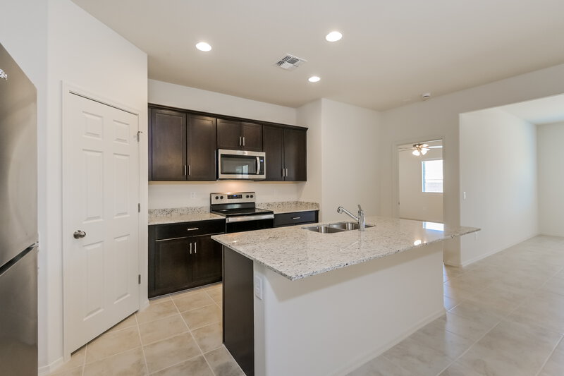 2,270/Mo, 16514 S Paseo Badajo Sahuarita, AZ 85629 Kitchen View 2