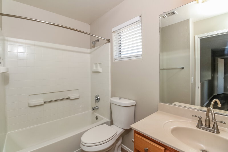 2,015/Mo, 60333 E Blackcrest Loop Saddlebrooke, AZ 85739 Bathroom View