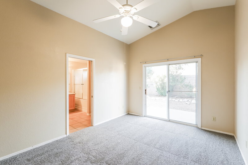 1,595/Mo, 10179 E Paseo Juan Tabo Tucson, AZ 85747 Primary Bedroom View